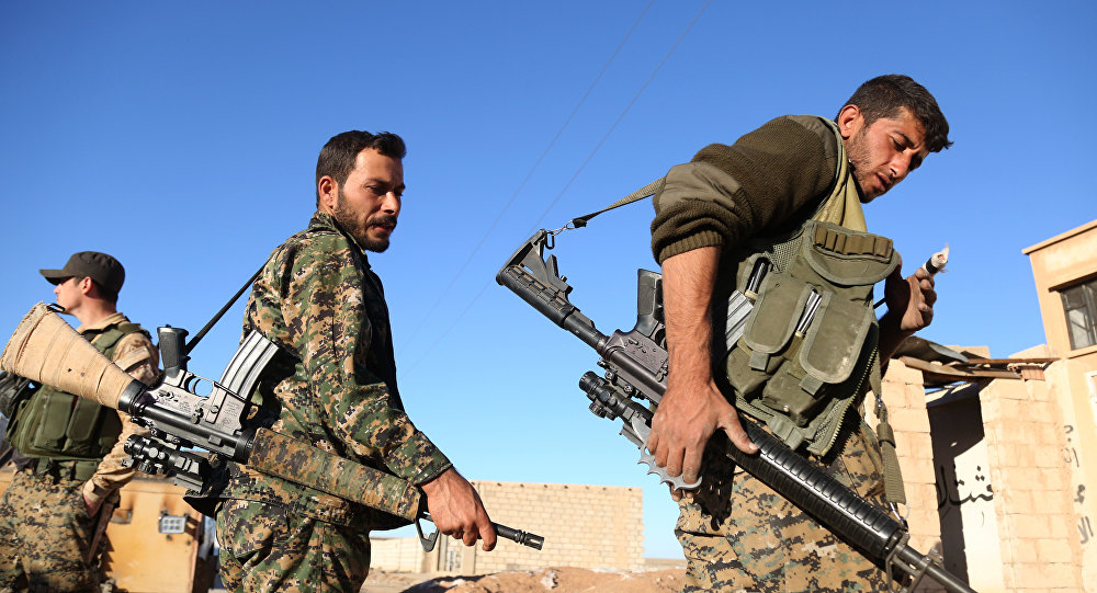 Die SDF erhält 190 Lastwagen voller Waffen, für die Schlacht um&nbsp;Raqqa