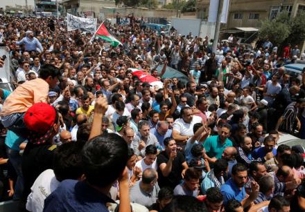 Tausende von Jordaniern protestieren die Tötung eines Teenagers in der israelischen&nbsp;Botschaft