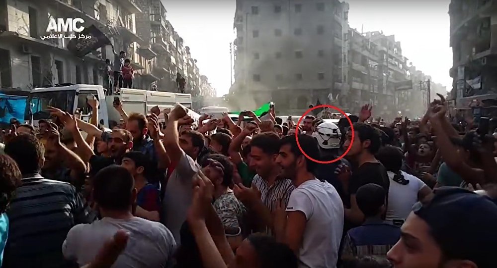 Die „White Helmets “ der Zivilschutz der ISIS und AL-Qaida in Syrien.