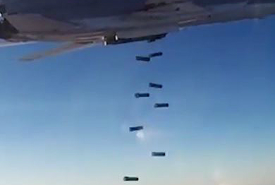 5 Minuten langes Video zeigt Russische Luftschläge gegen ISIS in&nbsp;Al-Bukamal