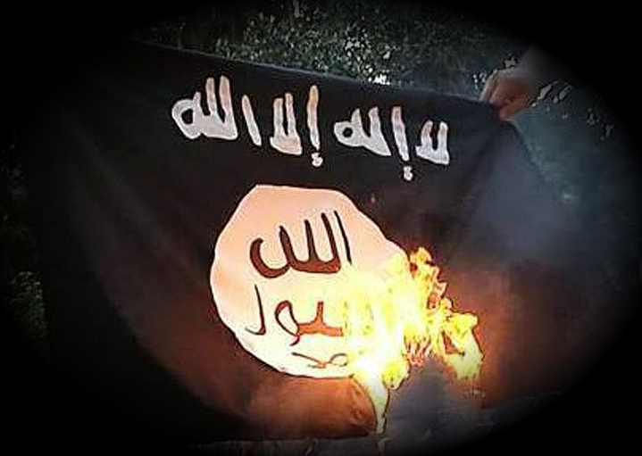 Video: Das selbsternannte Kaliphat der ISIS geht in Flammen&nbsp;auf