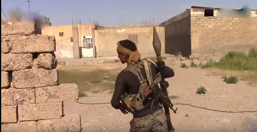 Dutzende von Ankara-gestützte Militante laufen in Nord-Syrien zu den SDF&nbsp;über