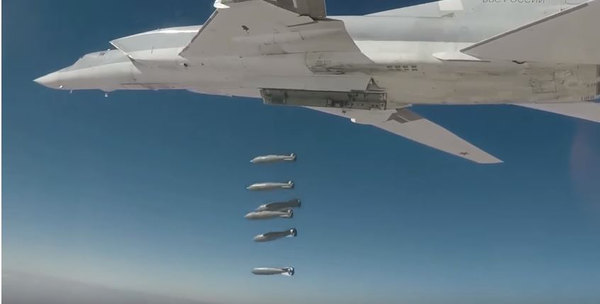 Video: Strategische Tu-22M Bomber im Einsatz über Syrien.Sehenswert!