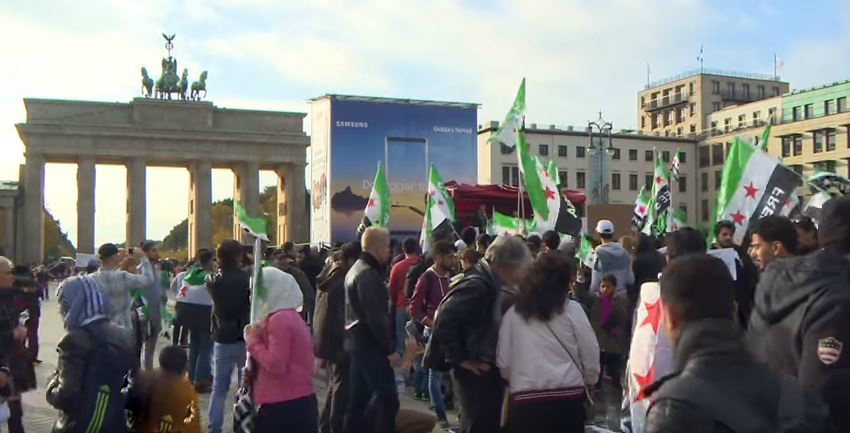 Moderate Anhänger von Terroristen der FSA demonstrieren in&nbsp;Berlin