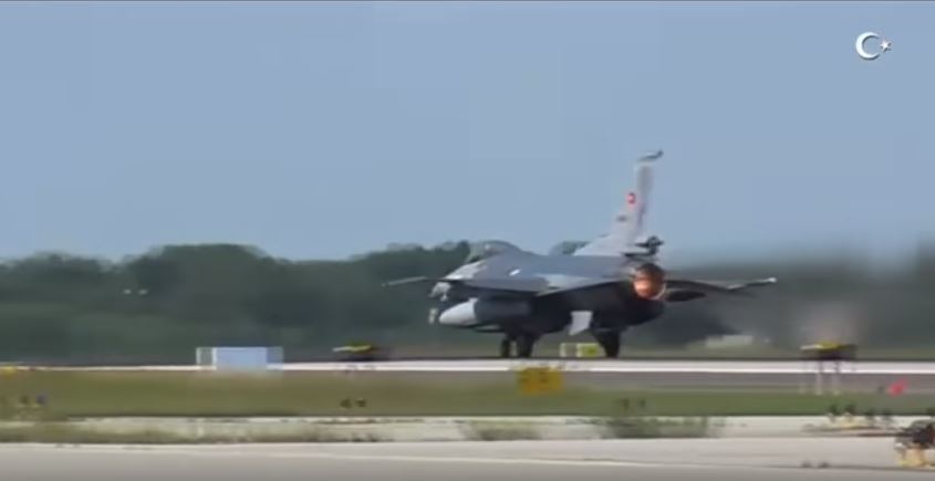 Videos/Fotos: Der Türkei ihre „Olivenzweig“ Operation, 22 Jan&nbsp;2018