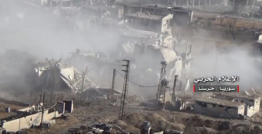 Video: SAA wehrt Angriff von Terroristen auf Militärfahrzeug-Basis im Osten Damaskus&nbsp;ab