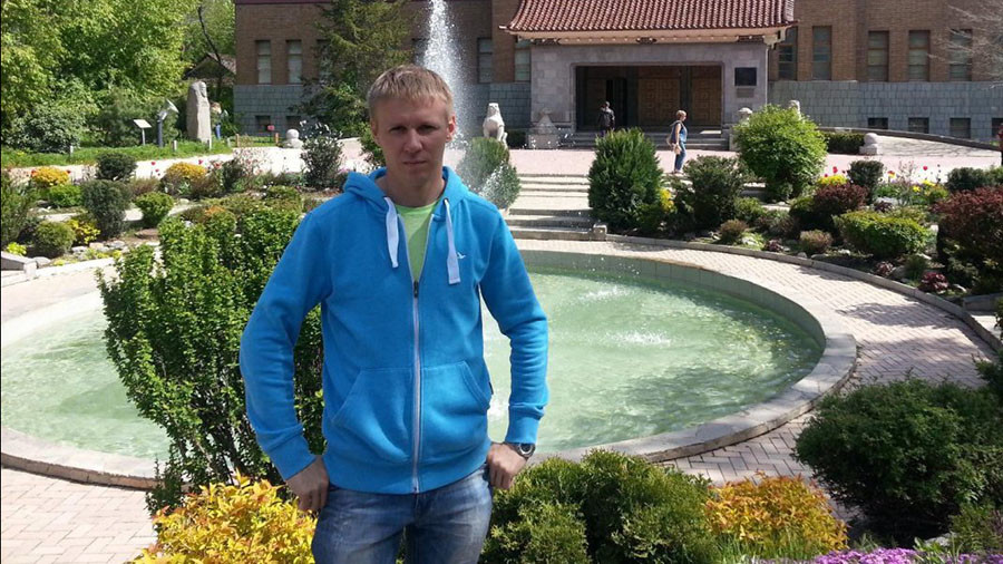 Videos: SU-25 Pilot nimmt sich mit Granate das Leben bevor HTS Terroristen ihn gefangen&nbsp;nehmen