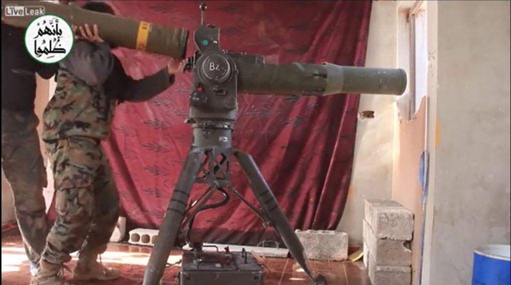 Video: Terroristen in Ost-Ghouta nehmen mit Amerikanischer ATGM Militärfahrzeug der SAA unter&nbsp;Beschuss
