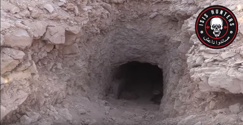 ISIS-Hunters geben neue Details preis von dem Angriff der US-geführten Koalition gegen die Syrische Armee in Deir&nbsp;ez-Zor