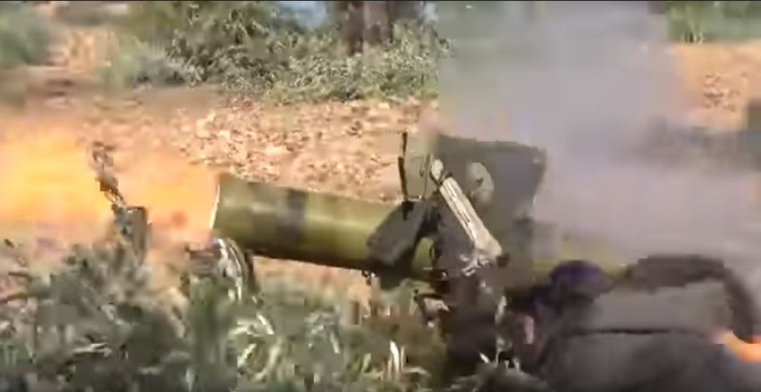 Video: YPJ-Kämpferin zerstört FSA-Fahrzeug in&nbsp;Afrin