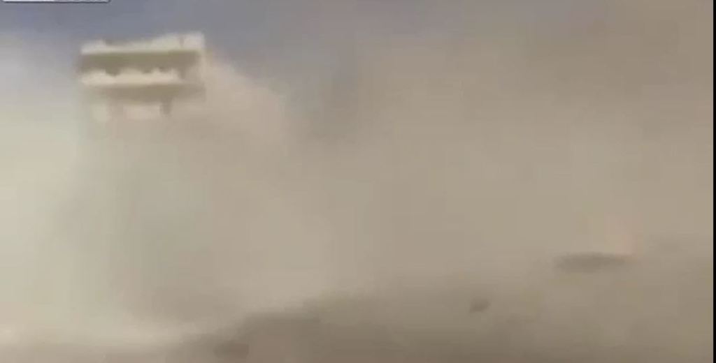 Video: Bombenhagel auf eine Horde von&nbsp;Terroristen