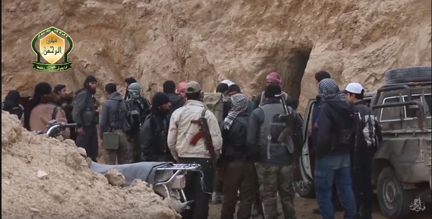 Die Jihadisten-Fraktion, Faylaq al -Rahman (FSA) will von der Türkei nach Afrin verlegt werden- Das Jihadi-Paradise Idlib sei zu&nbsp;überfüllt