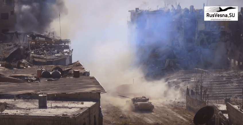 Süd-Damaskus: Einheiten der syrischen Armee setzen der ISIS schwer zu&nbsp;(Video)