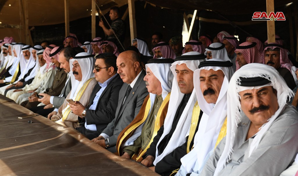 Vertreter von 70 syrischen Stämmen bekräftigen ihre Ablehnung, von auswärtigen Militärpräsenzen (Video,Fotos)