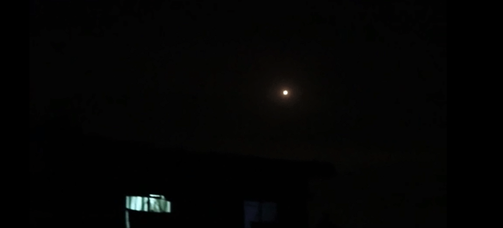 Video belegt das die syrische Luftabwehr am 14.April dutzende US-Marschflugkörper abfing